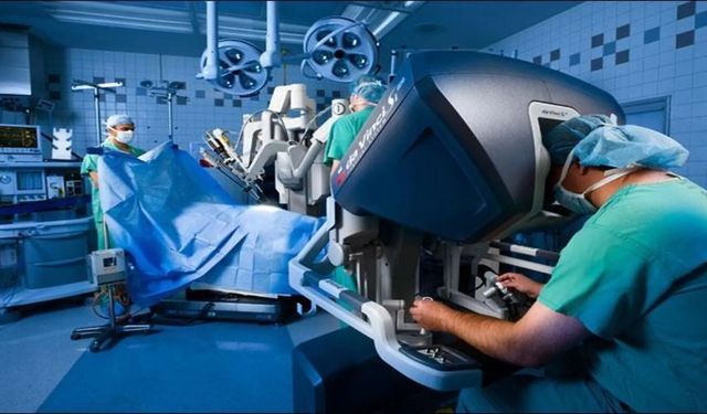 Çinli doktorlar, 5 bin kilometre uzaktan ameliyat yaptılar