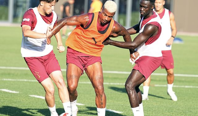 Galatasaray günü çift idmanla tamamladı