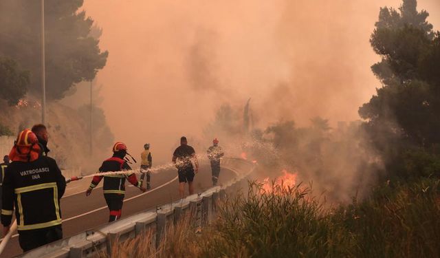 İspanya'da 14 farklı noktada orman yangını: 7 ölü