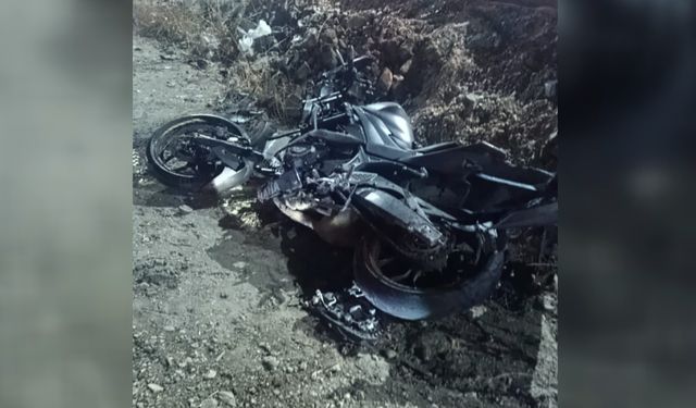 Motosiklet takla attı; 1 ölü, 1 ağır yaralı