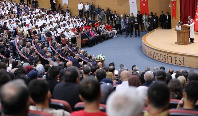 Cevdet Yılmaz: Merhametle birleşmeyen bilginin insanlığa faydası yok