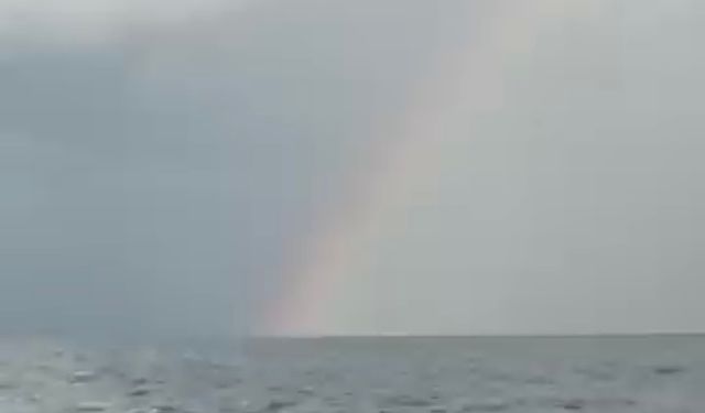Denizde önce hortum sonra gökkuşağı