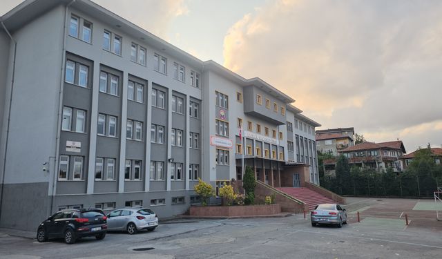 ‘Sigara kullanmıyorum' diyen arkadaşına yumruk atan öğrenci tutuklandı