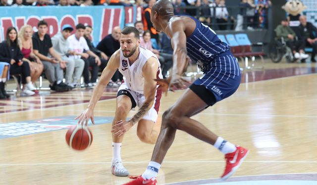 Trabzonspor - Anadolu Efes: 74-81