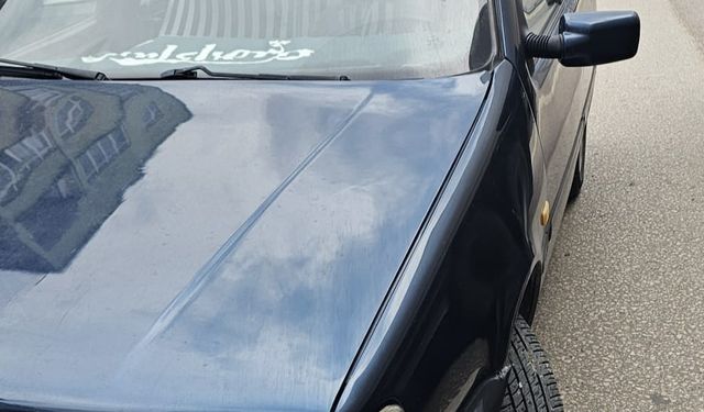 Yoldan karşıya geçen yayaya otomobil çarptı; o anlar kamerada