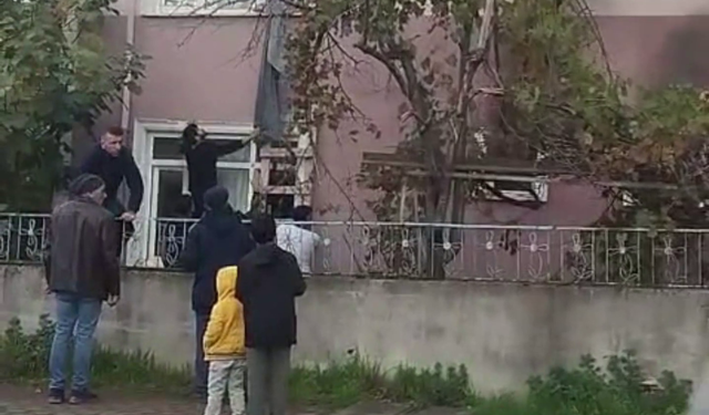 Alacaklı olduğunu iddia edip işçilerin kaldığı binada yangın çıkardı (2)