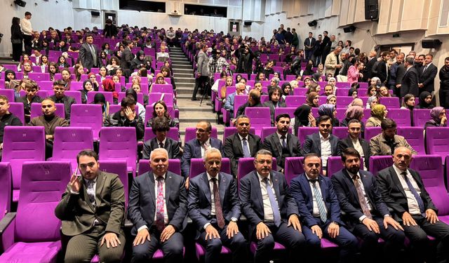 Bakan Uraloğlu: 4,7 milyon kullanıcının bütün bilgileri yurt dışına çıkarılmıştır (3)