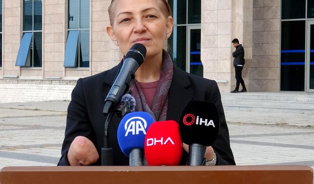 Erzurum'da akademisyen ve öğrenciler, öldürülen Nermin Tirit için yürüdü