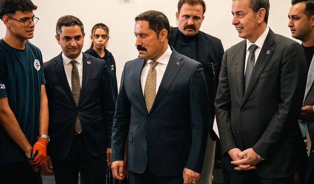 İş Bankası'ndan Hatay'a eğitim desteği