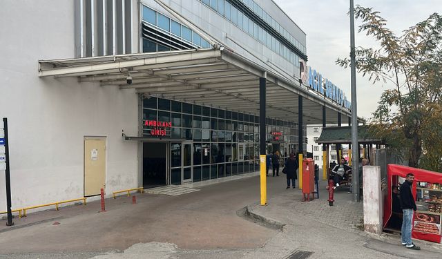 Kantinden tavuk yiyen 14 öğrenci hastanelik oldu