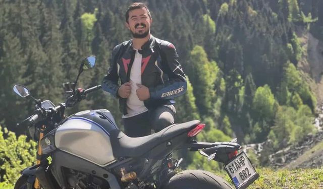 Motosiklet sürücüsünün öldüğü kaza kamerada