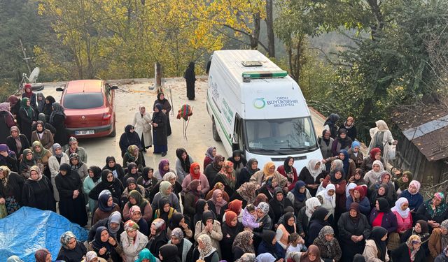 Taş ocağındaki göçükte yaşamını yitiren operatör, toprağa verildi