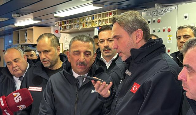 Bakan Bayraktar: Kritik enerji altyapılarının güvenliğiyle alakalı çok uzunca bir süredir çalışıyoruz (2)