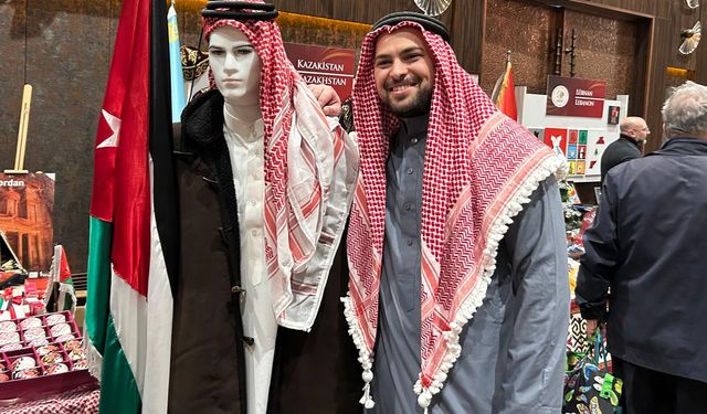 Dışişleri Mensupları Eşleri Dayanışma Derneği'nden Ankara'da kermes