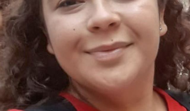 Kızının mezarındaki çiçekleri çalanlardan şikayetçi oldu