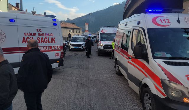 Trabzon'da bıçaklı kavga; 1'i ağır 8 yaralı