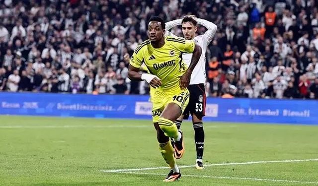 UEFA, Jhon Duran'a 2 maç ceza verdi