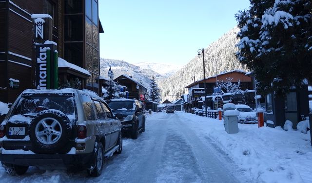 Uzungöl'de 'beyaz bereket'; rezervasyonlarda artış