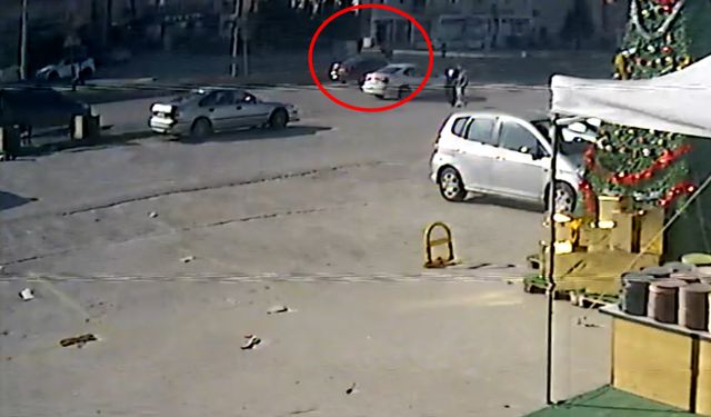 Yolun karşısına geçerken otomobilin çarptığı yaya öldü