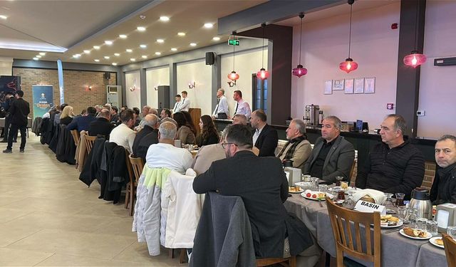 AK Parti'li Uygur: Çanakkale, zor zamanlarda ayağa kalkma kudretidir