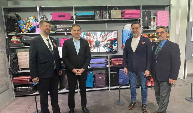 Beyazıt Öztürk'ün 'Şey(ler) Havalimanında Unutulan Eşyalar' sergisi açıldı