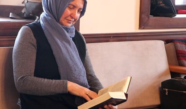Erzurumlu kadınların 10 yıllık kitap buluşması