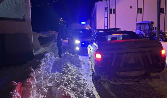 Malatya'da kardan kapanan 53 mahalle yolu açıldı