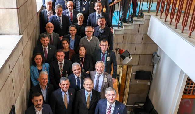 Özgür Özel: Bağımsız basın ve özgür gazetecilik için çalışmalar yapıyoruz