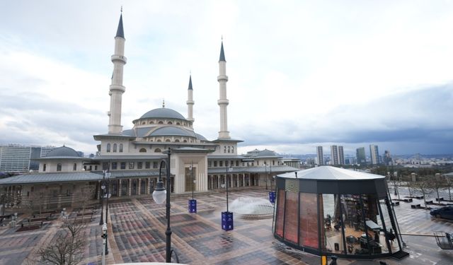 Cevdet Yılmaz, 'Bir Ramazan Akşamı'nın konuğu oldu