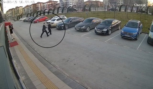 Çorum'da iftar saatinde restorana sahibine silahlı saldırı; olay anı kamerada