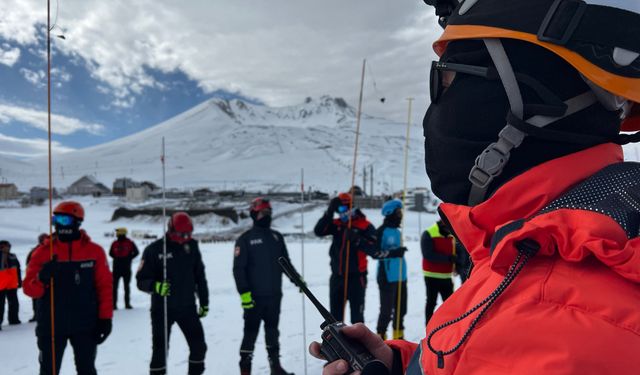 Erciyes'te 171 personelin katılımı ile çığ tatbikatı