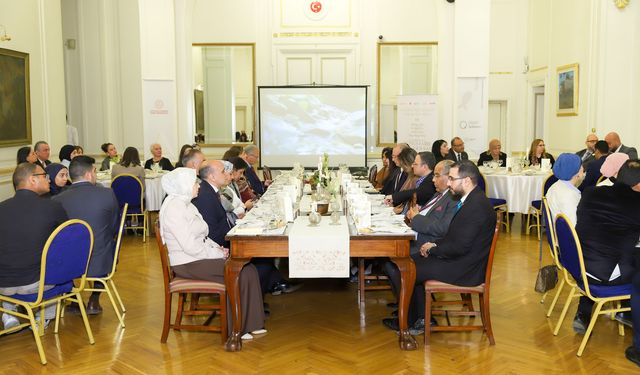 Kahire'de 'Türk Dünyası Sofra Mirası ve Sevgi Sofrası' programı düzenlendi