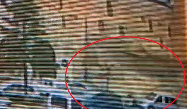 Nevşehir'de tarihi caminin istinat duvarı çöktü; o anlar kamerada