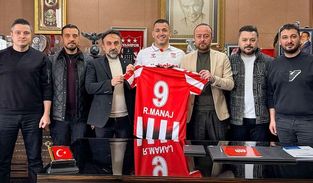 Rey Manaj yeniden Sivasspor'da