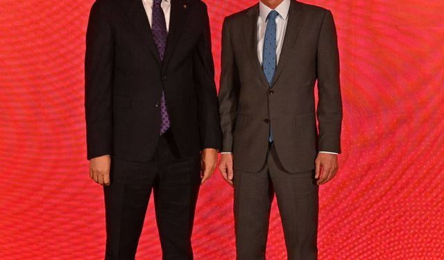 Voleybola, Vodafone desteği sürüyor