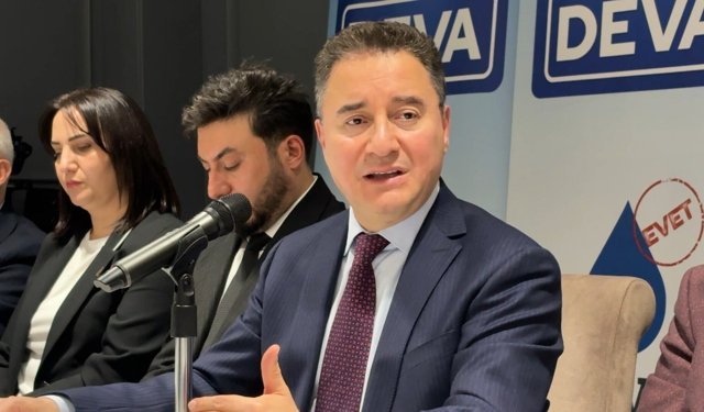 Ali Babacan: Bölgede maalesef bir ateş çemberi gittikçe büyüyor