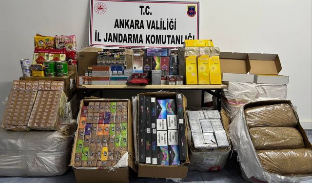 Ankara'da TIR'da kaçak tütün mamulleri ve gıda maddesi ele geçirildi