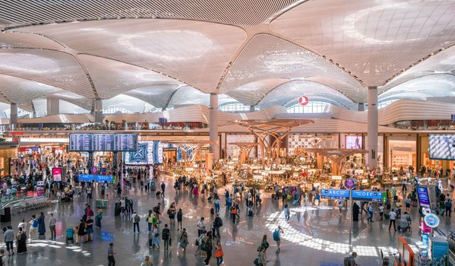 İstanbul Havalimanı, bayram tatilinde 873 bini aşkın yolcuya hizmet verdiğini açıkladı