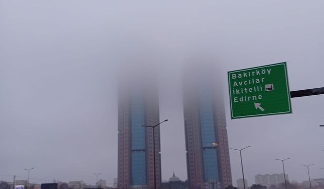 İstanbul - İstanbul'da sis etkili oluyor