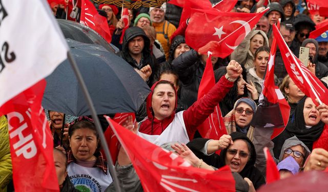 Özgür Özel: Bu rezilliği yapacak bir alan açtığımız için büyük sıkıntı içindeyim