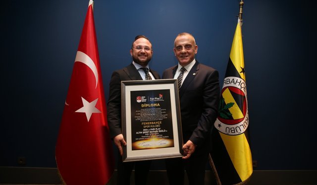 TMOK Fair Play Komisyonu'ndan Fenerbahçe'ye 2'nci kez Altın Şeref Bayrağı