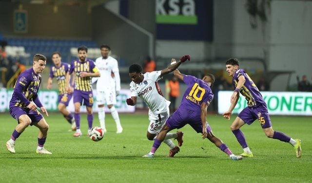 Trabzonspor'dan 9 oyuncuya milli davet