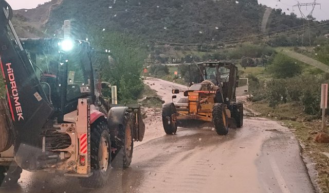 Adana'da bir kişinin öldüğü sel felaketinin ardından hasar gün yüzüne çıktı / Ek fotoğraflar