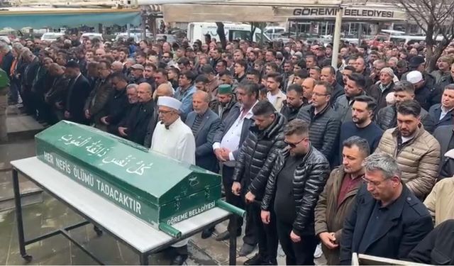 Baba ve 2 çocuğunun öldüğü kazada yaralanan anne de 18 gün sonra yaşam savaşını kaybetti