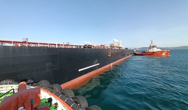 Çanakkale Boğazı'nda gemi arızası (2)