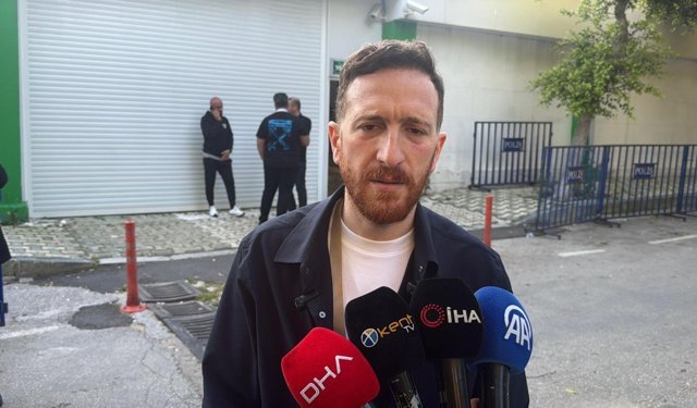 Erzurumspor'da Başkan Ahmet Dal şampiyonluğu kaybettiği annesine armağan etti