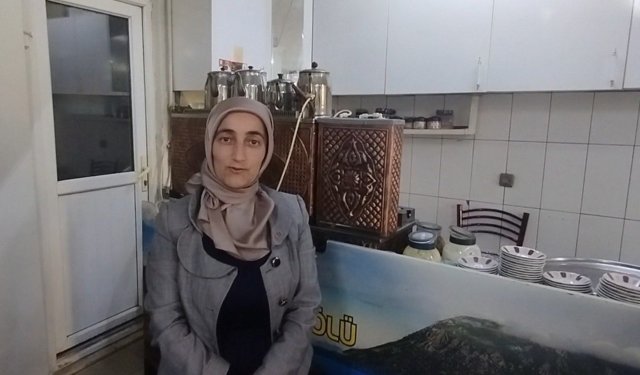 Kadın muhtar seçim vaadini yerine getirdi, kadınlar kahveye erkekler eve gitti