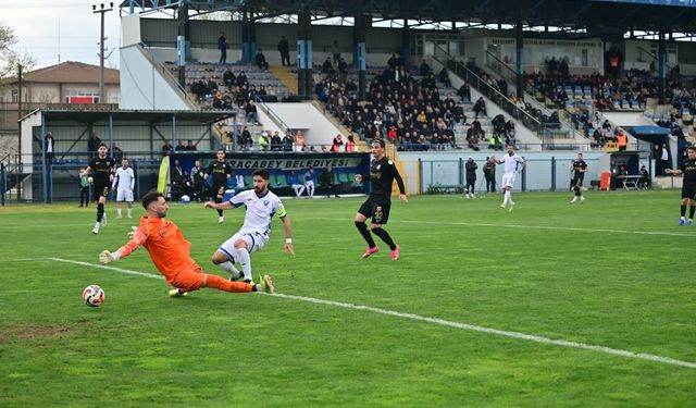 Karacabey Belediye Spor - GMG Kastamonuspor: 4-0