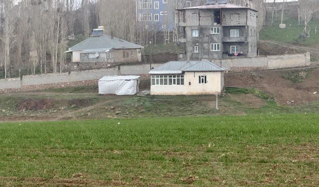 Köpek saldırısında ölen 5 yaşındaki Hamza toprağa verildi / Ek fotoğraflar
