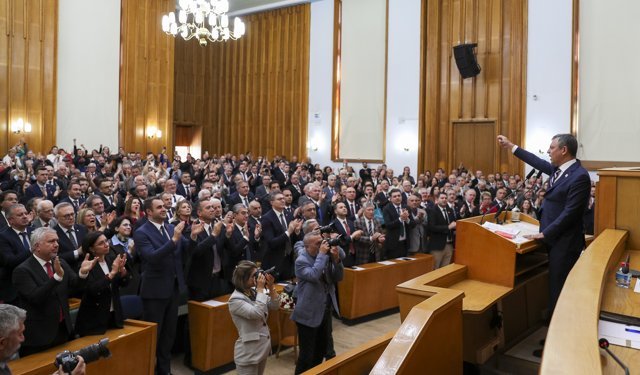 Özgür Özel: Kronik çoklu krizler ortamındayız